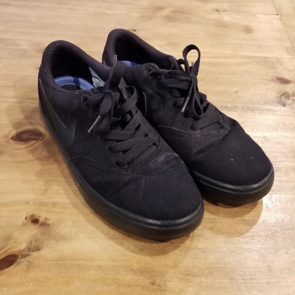 Nike SB Womens Shoes Size 8 Black Skater Skateboarding Uk Size 5.5 Sneaker